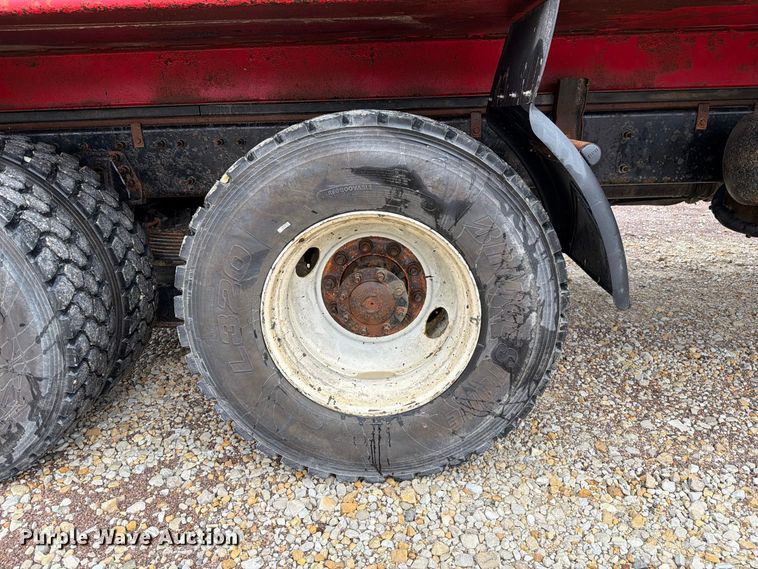image for item FM6549 2018 International 7500 dump truck