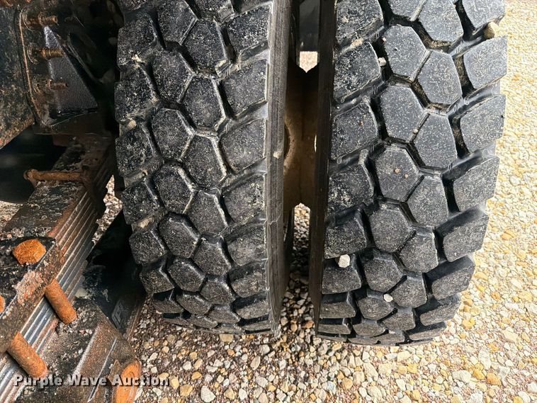 image for item FM6549 2018 International 7500 dump truck