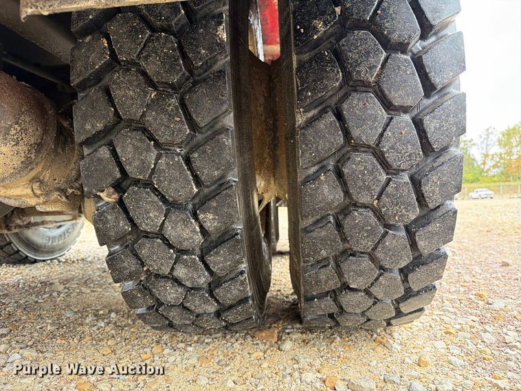 image for item FM6549 2018 International 7500 dump truck