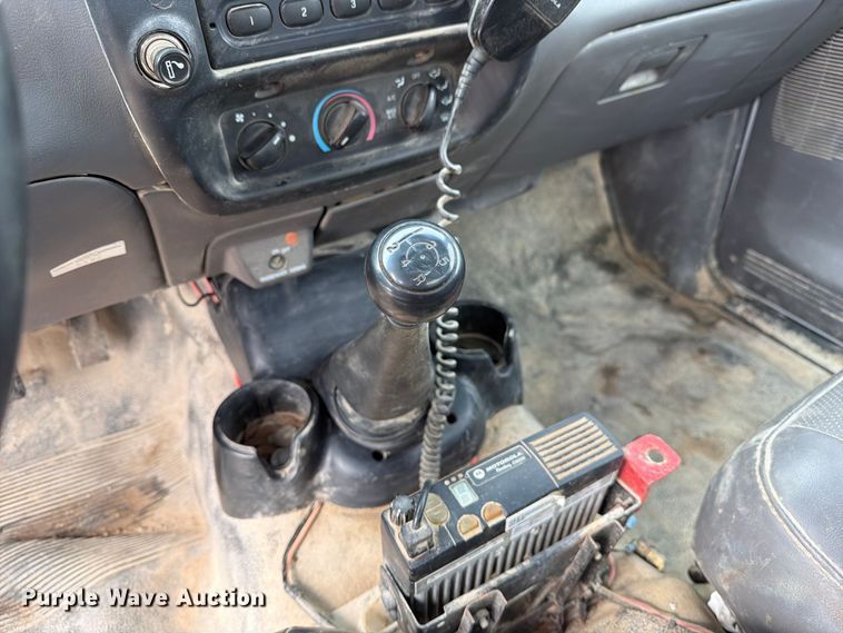 image for item FM6551 2002 Ford Ranger pickup truck