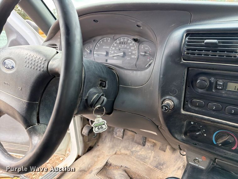 image for item FM6551 2002 Ford Ranger pickup truck