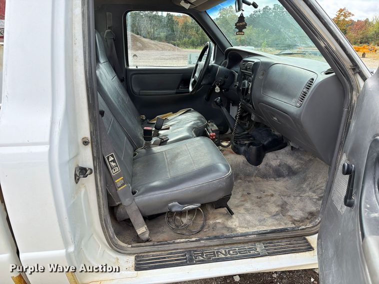 image for item FM6551 2002 Ford Ranger pickup truck