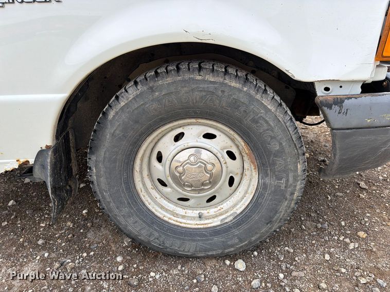image for item FM6551 2002 Ford Ranger pickup truck
