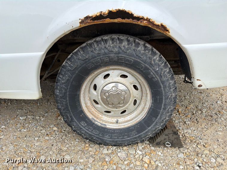 image for item FM6551 2002 Ford Ranger pickup truck