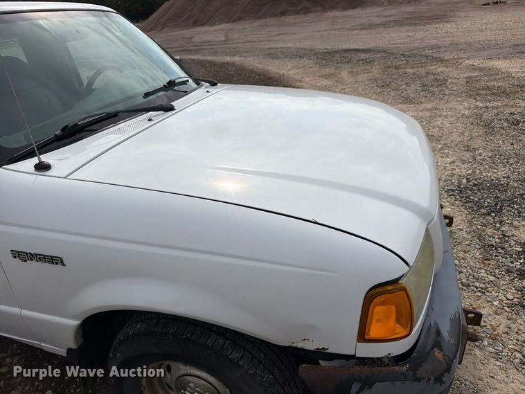 image for item FM6552 2002 Ford Ranger pickup truck