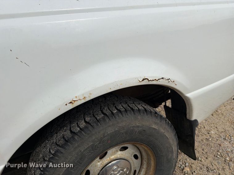 image for item FM6552 2002 Ford Ranger pickup truck