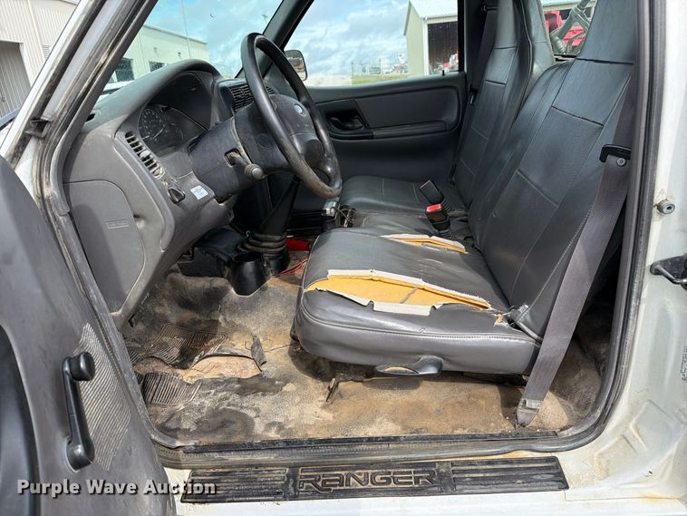 image for item FM6552 2002 Ford Ranger pickup truck