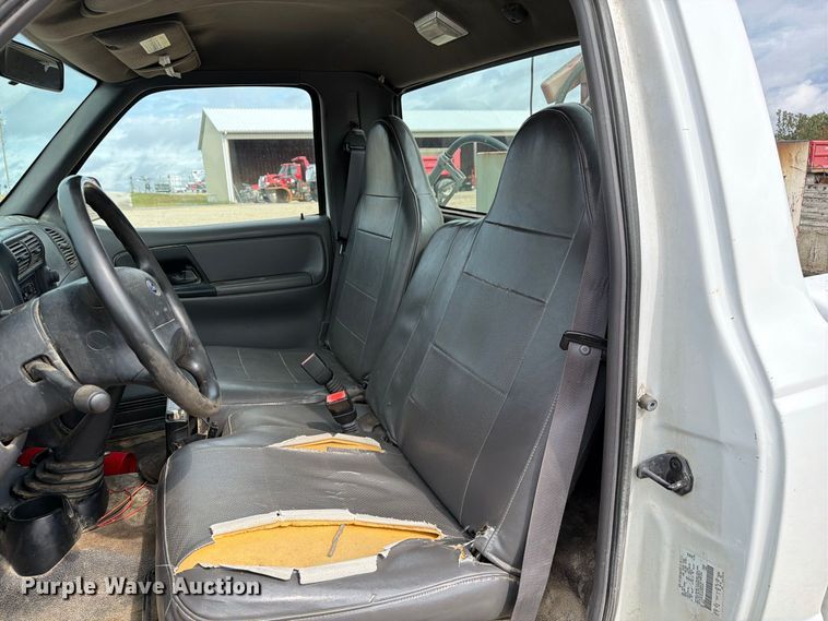 image for item FM6552 2002 Ford Ranger pickup truck