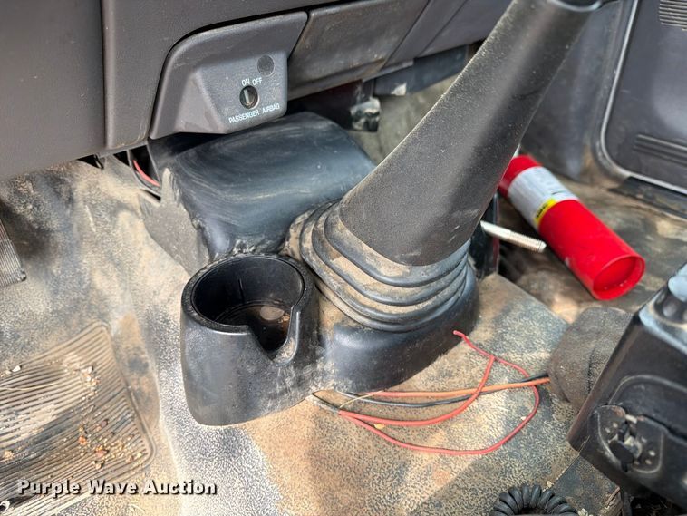 image for item FM6552 2002 Ford Ranger pickup truck