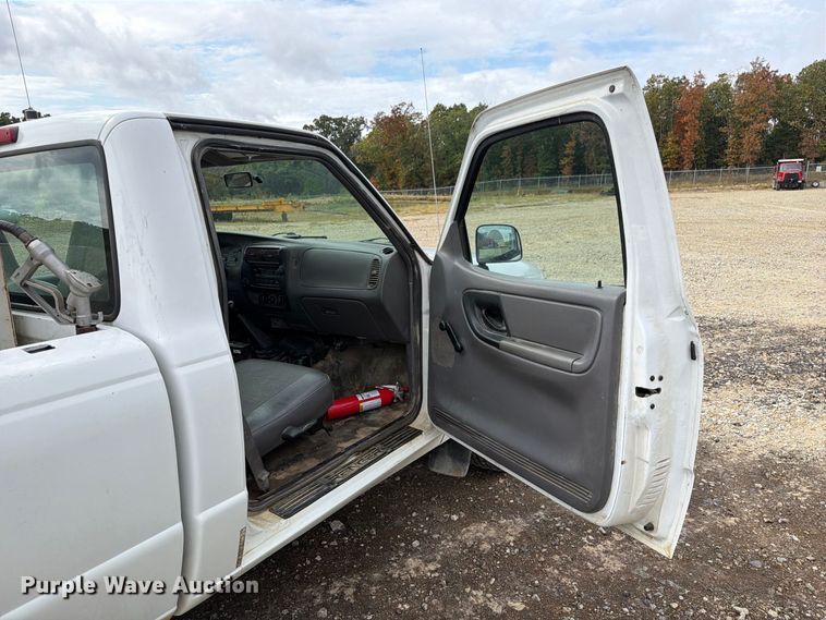 image for item FM6552 2002 Ford Ranger pickup truck
