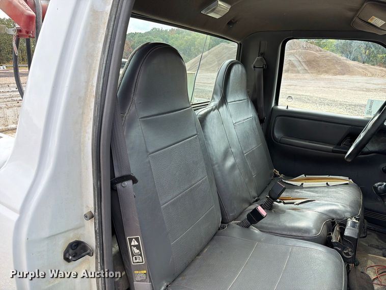 image for item FM6552 2002 Ford Ranger pickup truck