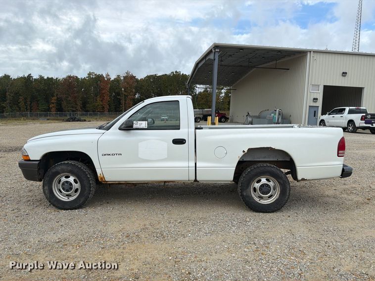 image for item FM6553 2002 Dodge Dakota pickup truck