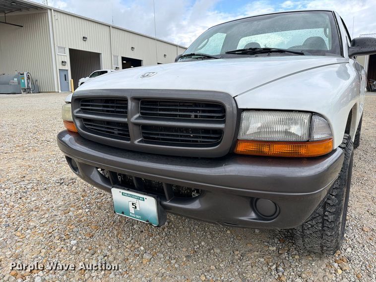 image for item FM6553 2002 Dodge Dakota pickup truck