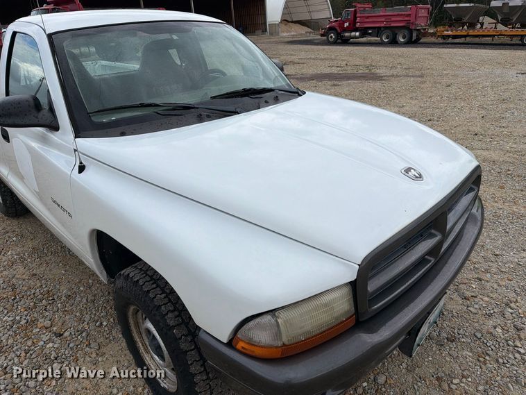 image for item FM6553 2002 Dodge Dakota pickup truck