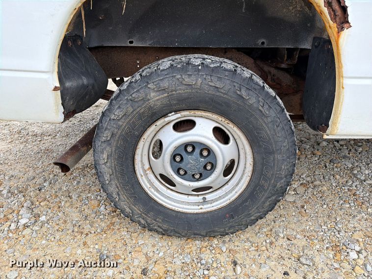 image for item FM6553 2002 Dodge Dakota pickup truck