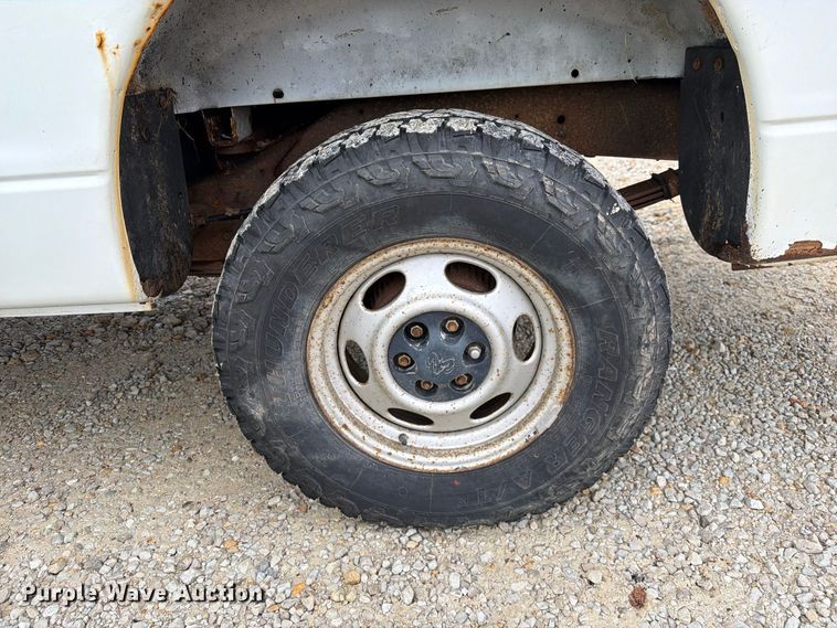 image for item FM6553 2002 Dodge Dakota pickup truck