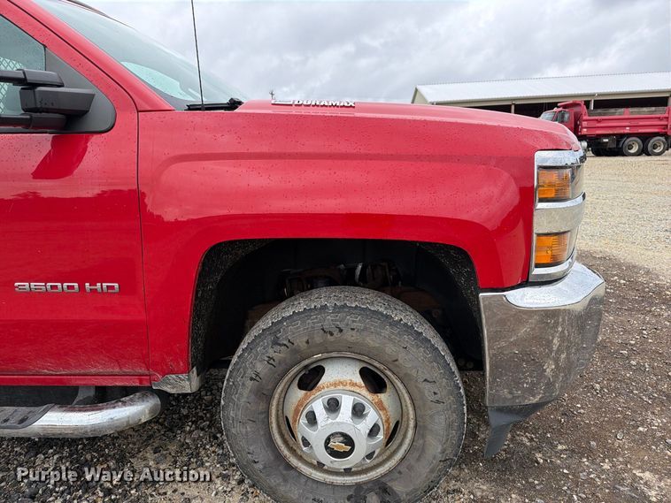 image for item FM6554 2015 Chevrolet Silverado 3500HD dump flatbed pickup truck