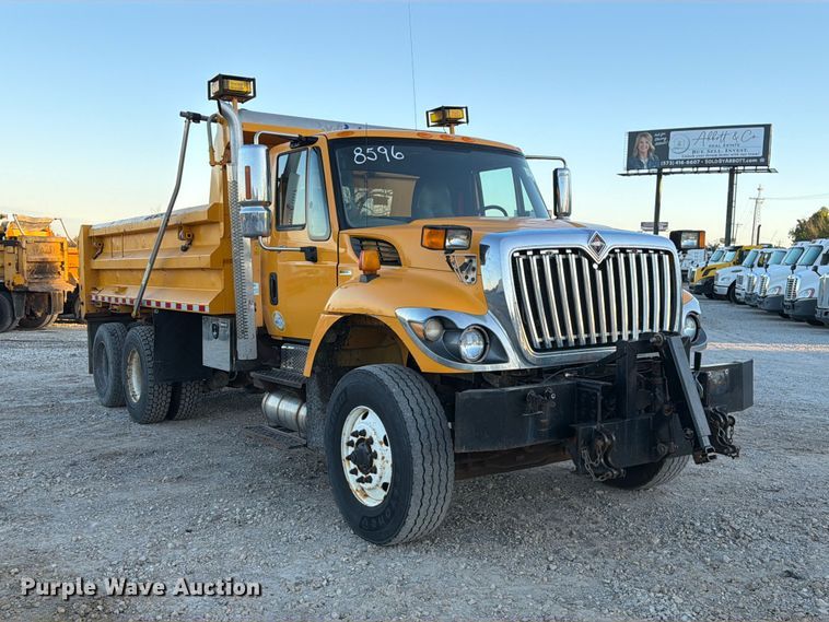 image for item FM6576 2011 International 7500 dump truck