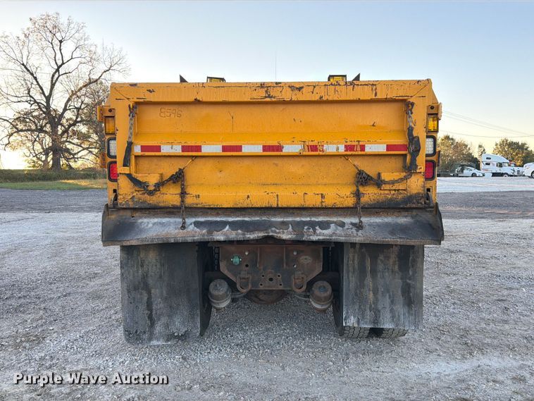image for item FM6576 2011 International 7500 dump truck