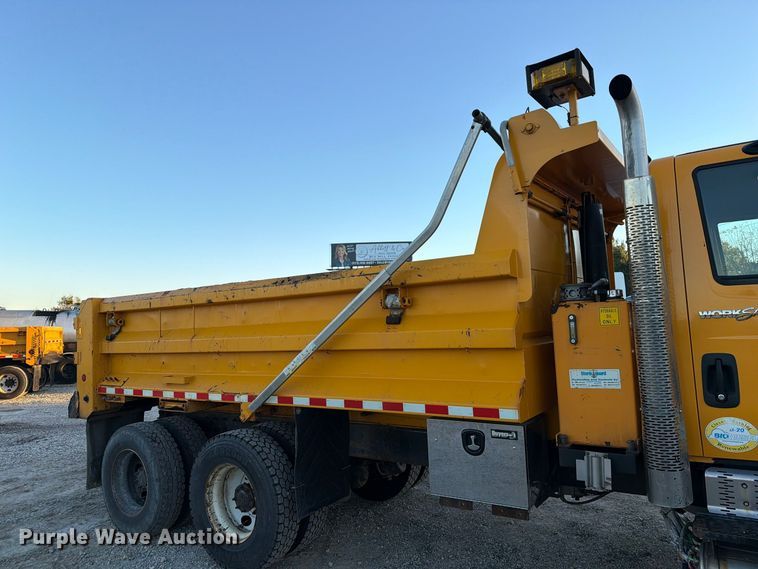 image for item FM6576 2011 International 7500 dump truck
