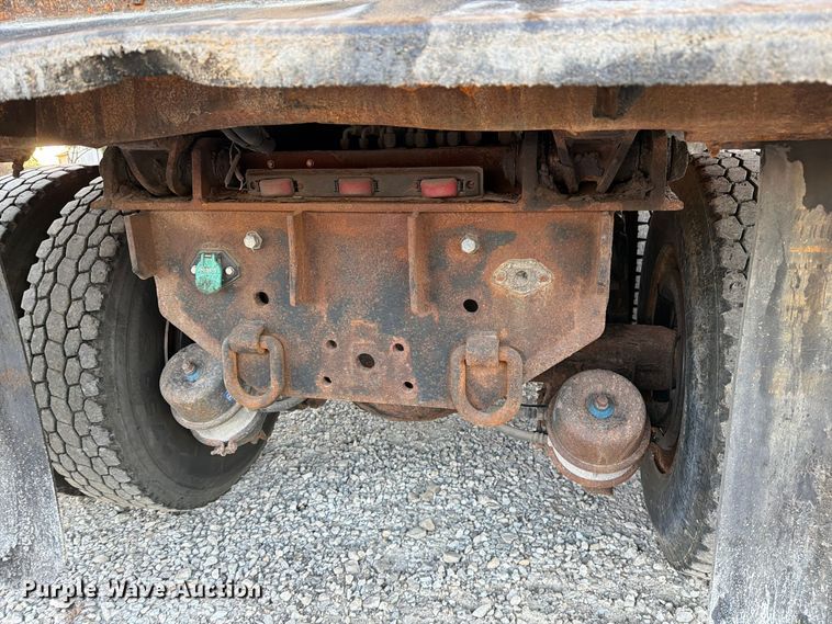 image for item FM6576 2011 International 7500 dump truck