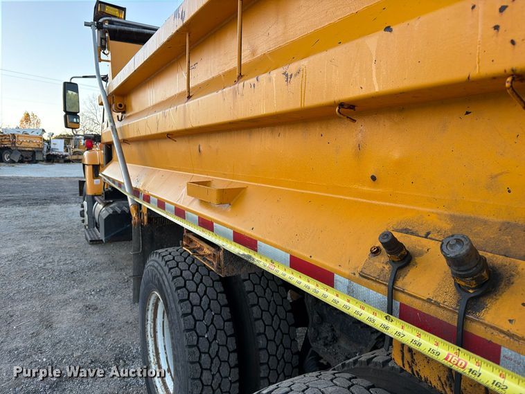 image for item FM6576 2011 International 7500 dump truck