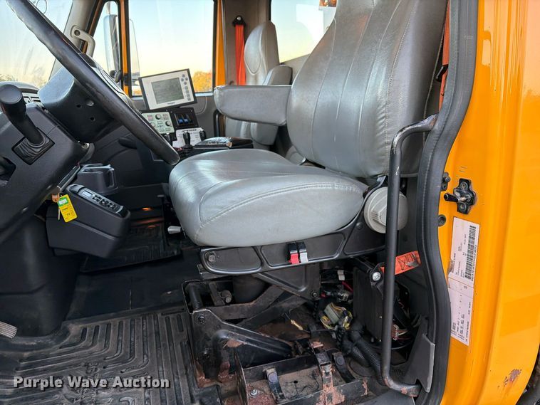 image for item FM6576 2011 International 7500 dump truck