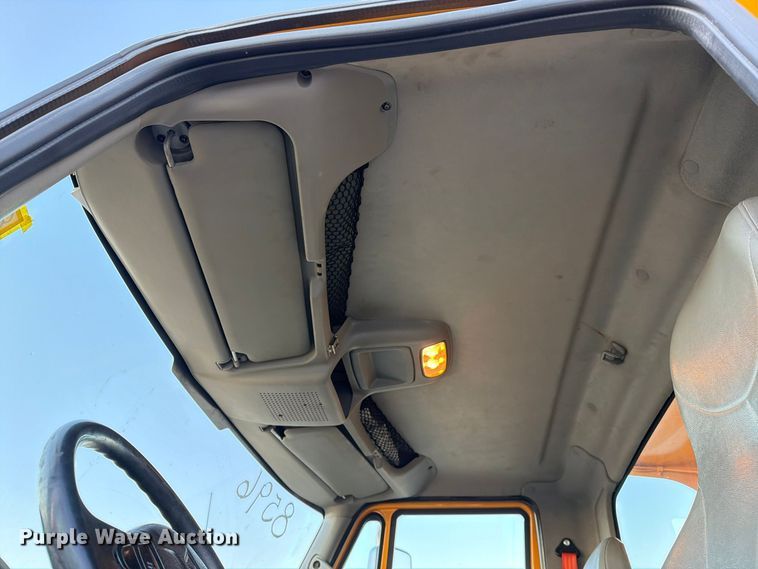 image for item FM6576 2011 International 7500 dump truck