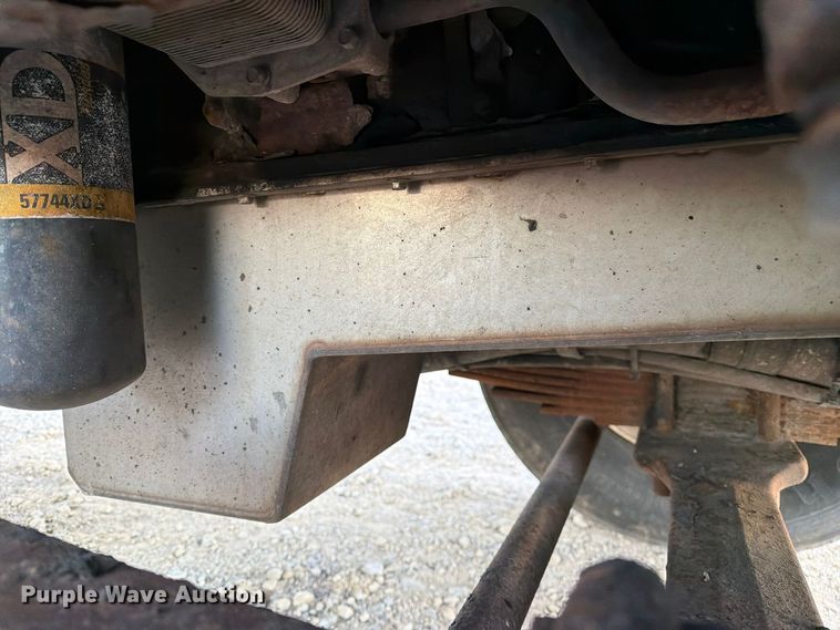 image for item FM6576 2011 International 7500 dump truck