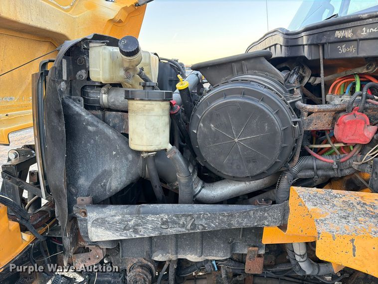image for item FM6576 2011 International 7500 dump truck