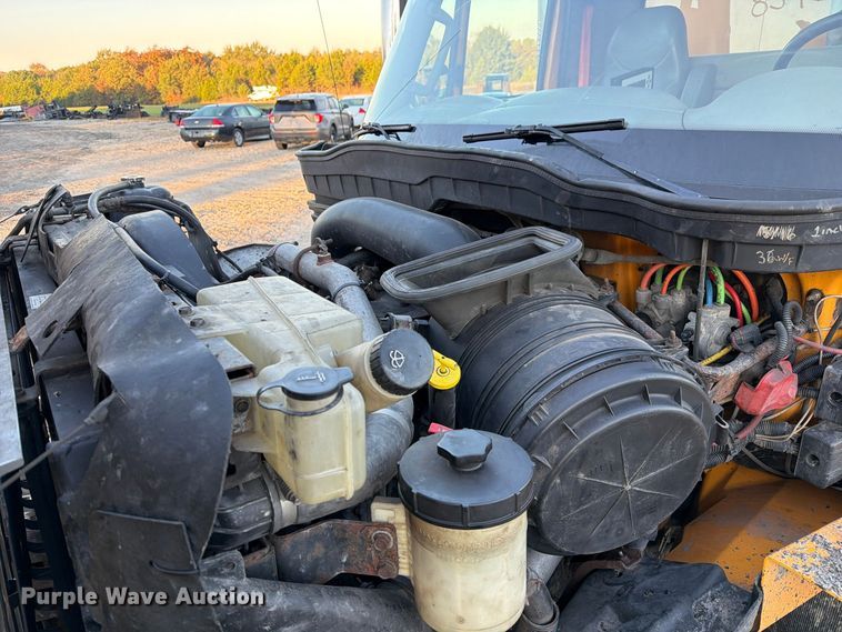 image for item FM6576 2011 International 7500 dump truck