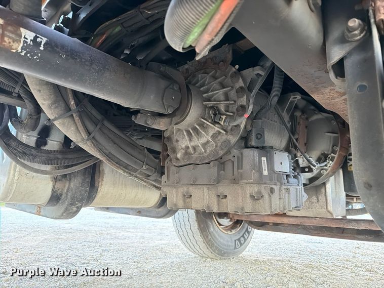 image for item FM6576 2011 International 7500 dump truck