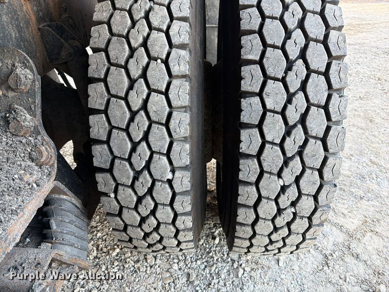 image for item FM6576 2011 International 7500 dump truck