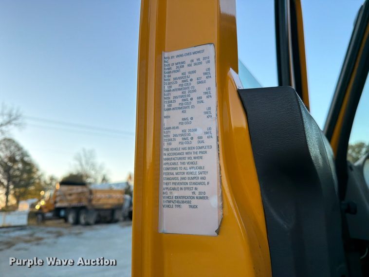 image for item FM6576 2011 International 7500 dump truck