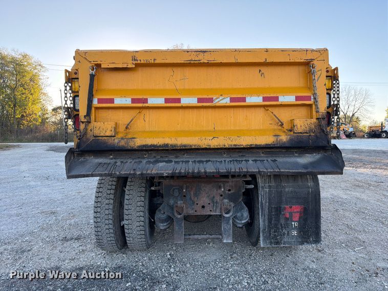 image for item FM6577 2014 International 7500 dump truck