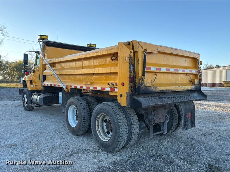 image for item FM6577 2014 International 7500 dump truck