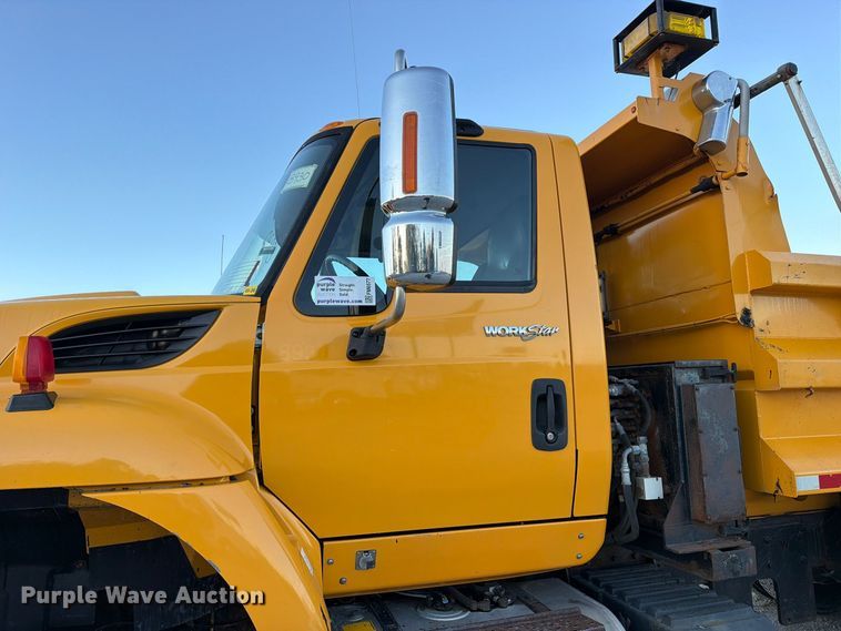 image for item FM6577 2014 International 7500 dump truck