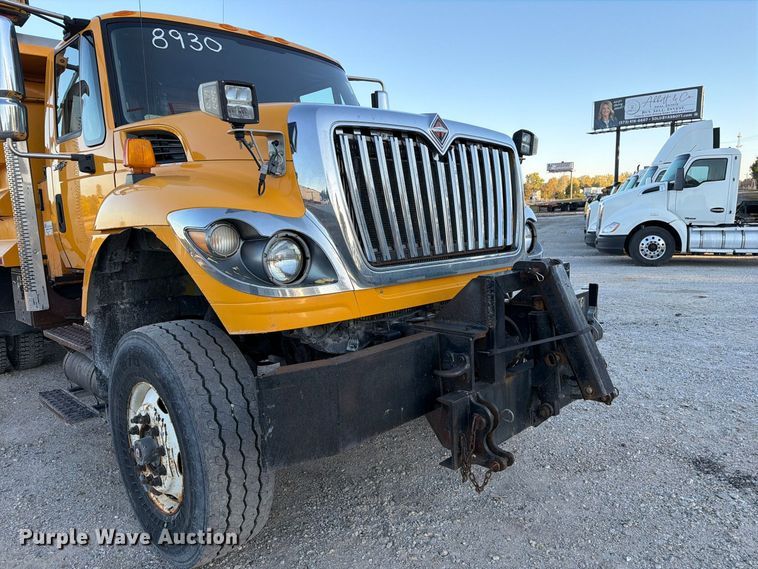 image for item FM6577 2014 International 7500 dump truck
