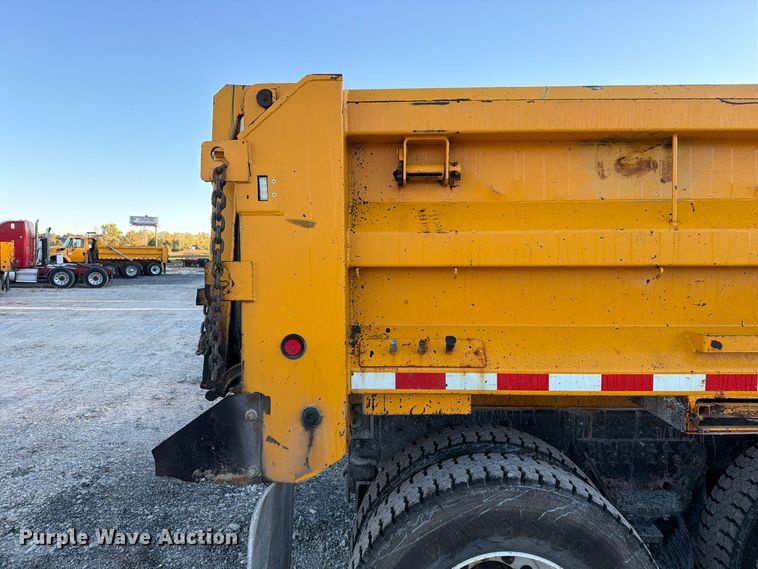 image for item FM6577 2014 International 7500 dump truck