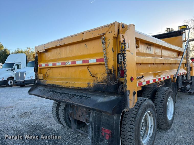 image for item FM6577 2014 International 7500 dump truck