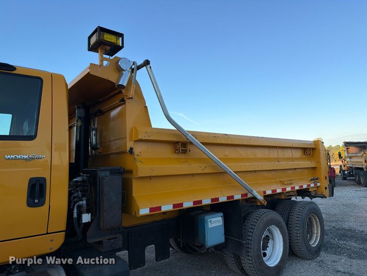 image for item FM6577 2014 International 7500 dump truck