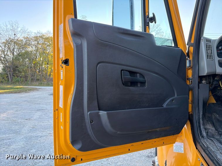 image for item FM6577 2014 International 7500 dump truck