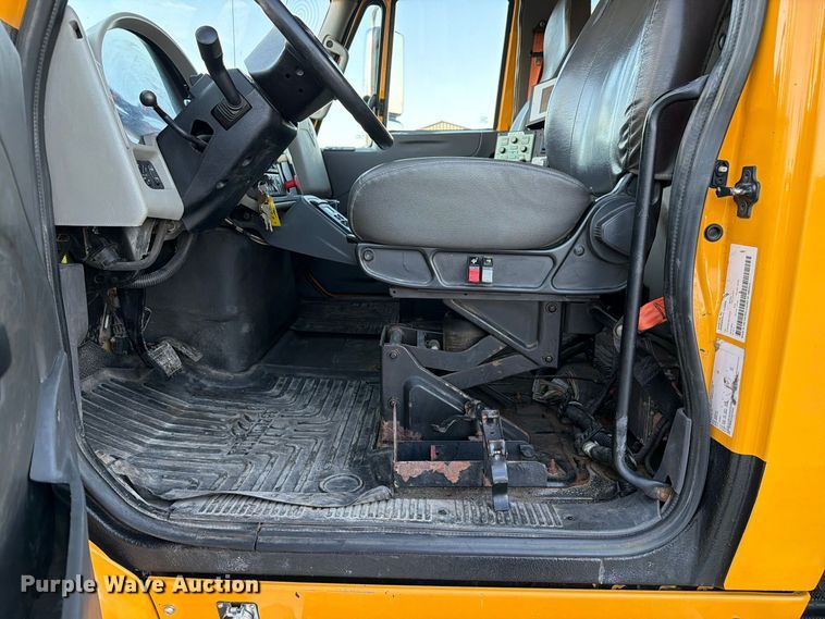 image for item FM6577 2014 International 7500 dump truck