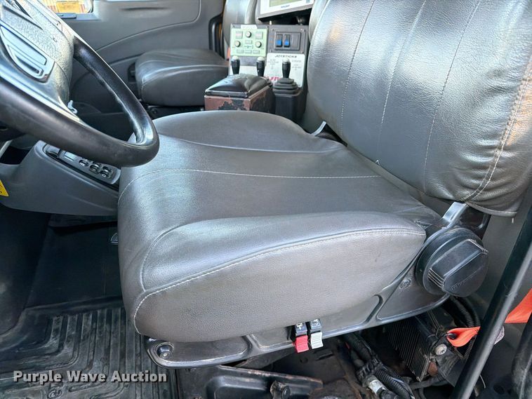 image for item FM6577 2014 International 7500 dump truck