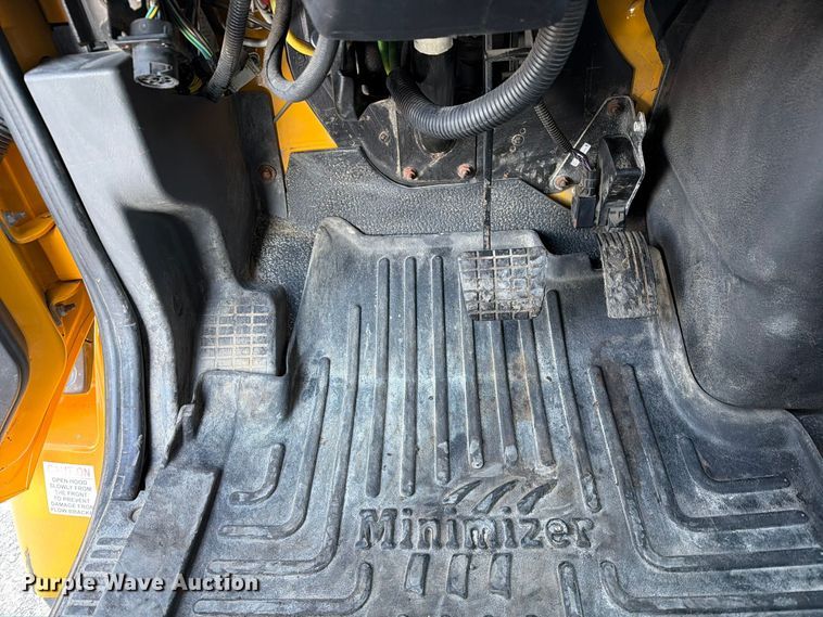 image for item FM6577 2014 International 7500 dump truck