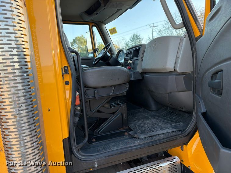 image for item FM6577 2014 International 7500 dump truck