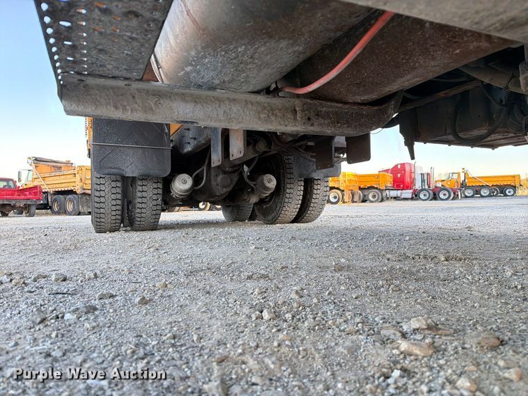 image for item FM6577 2014 International 7500 dump truck