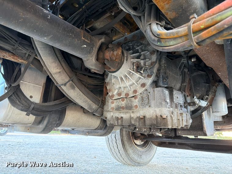 image for item FM6577 2014 International 7500 dump truck