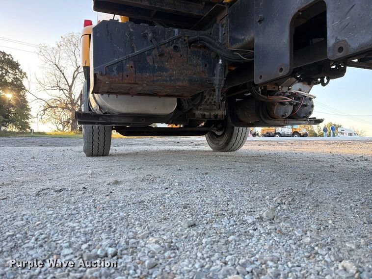 image for item FM6577 2014 International 7500 dump truck