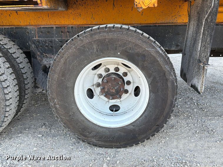 image for item FM6577 2014 International 7500 dump truck